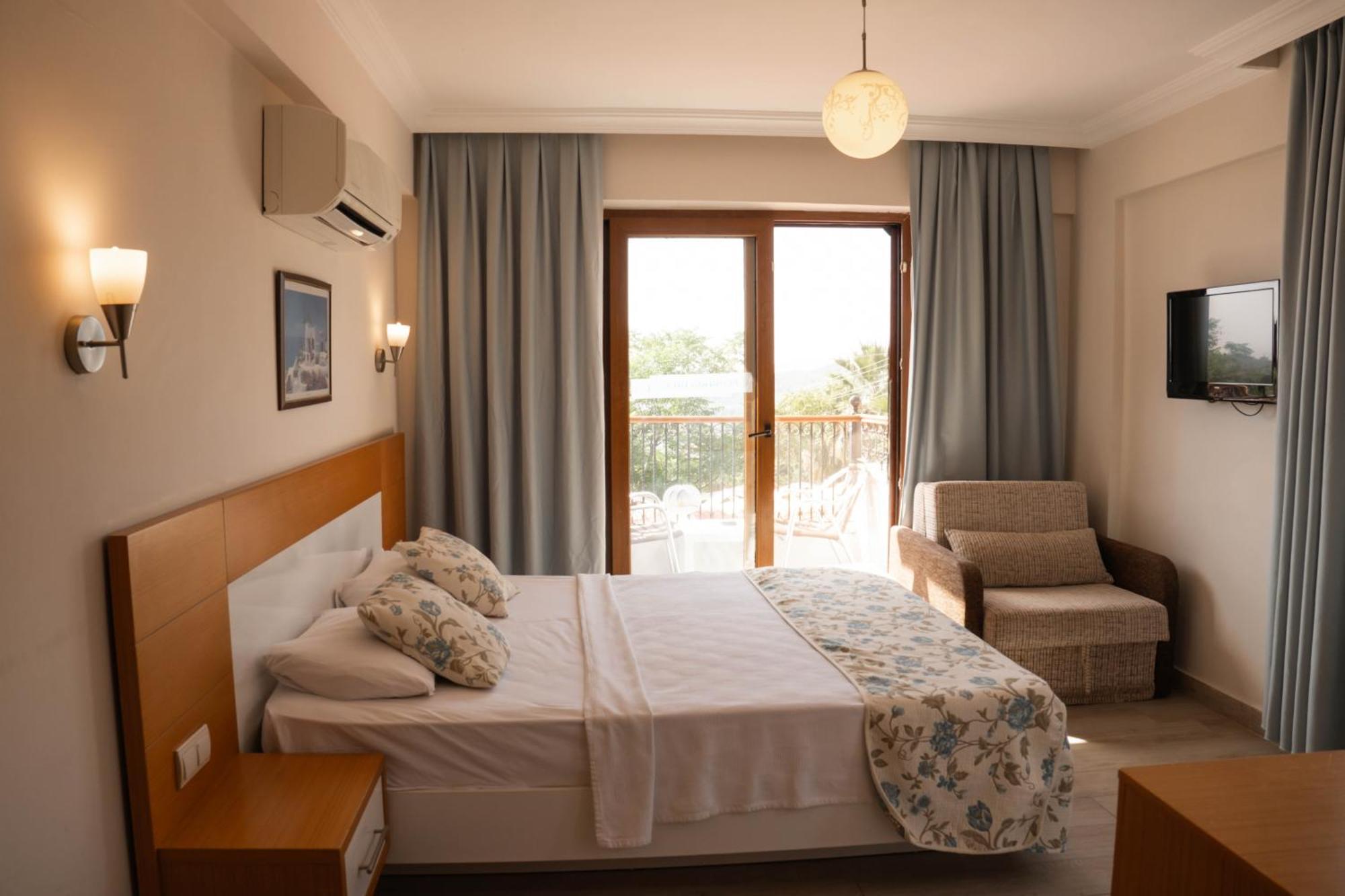 Perdikia Hill Hotel And Villas Ölüdeniz Esterno foto