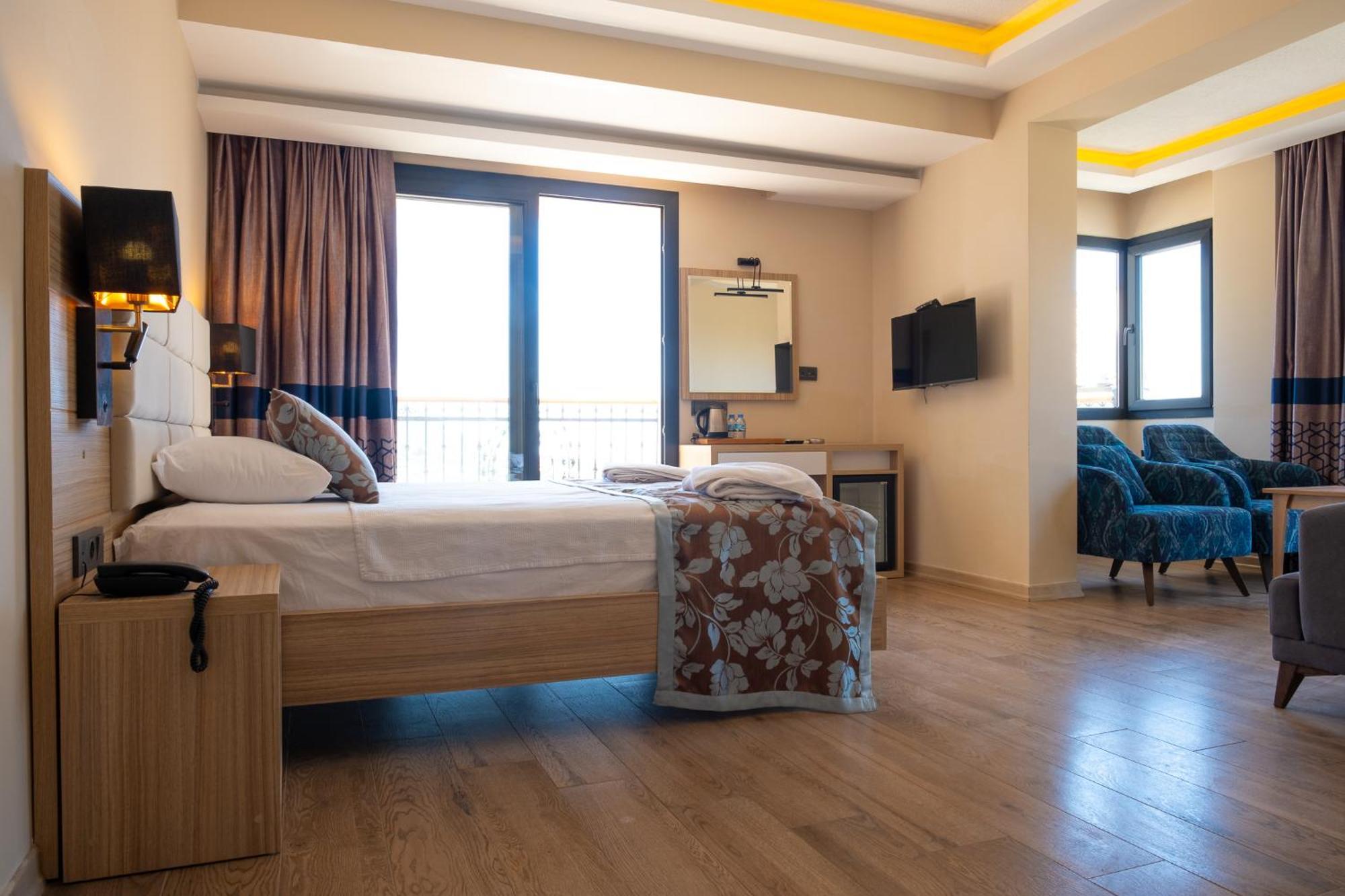 Perdikia Hill Hotel And Villas Ölüdeniz Esterno foto
