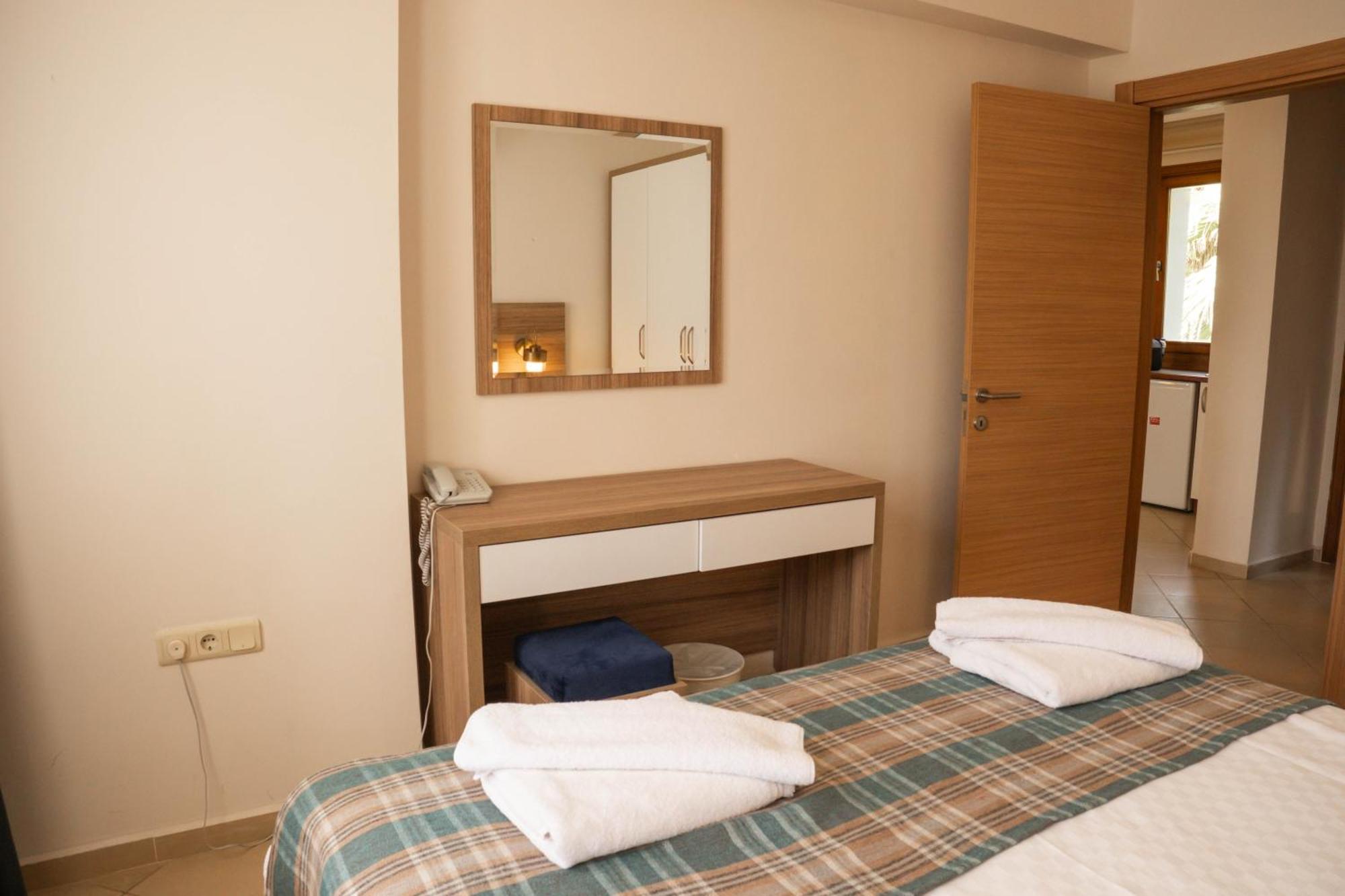 Perdikia Hill Hotel And Villas Ölüdeniz Esterno foto